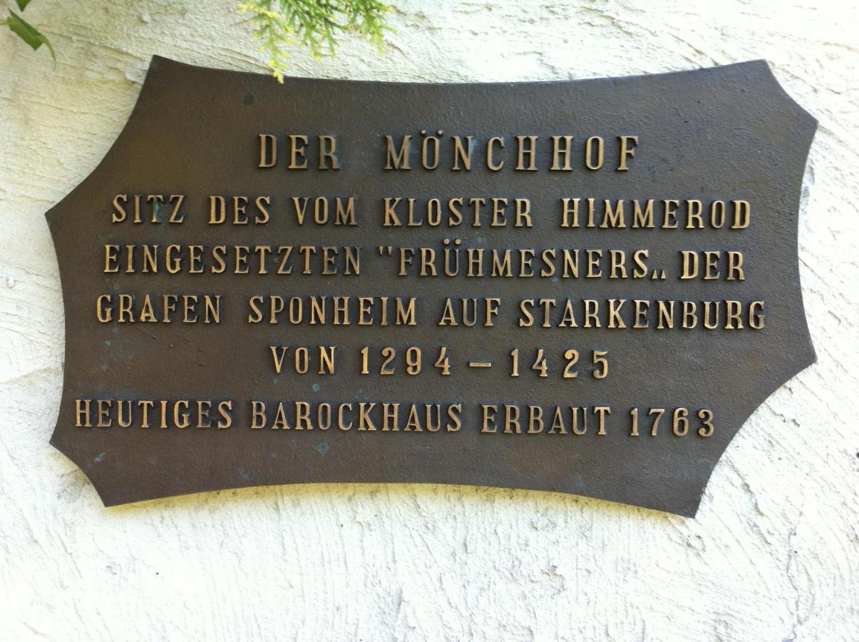 Ferienwohnung Weingut Villa Huesgen Am Moenchhof Трабен-Трарбах Экстерьер фото